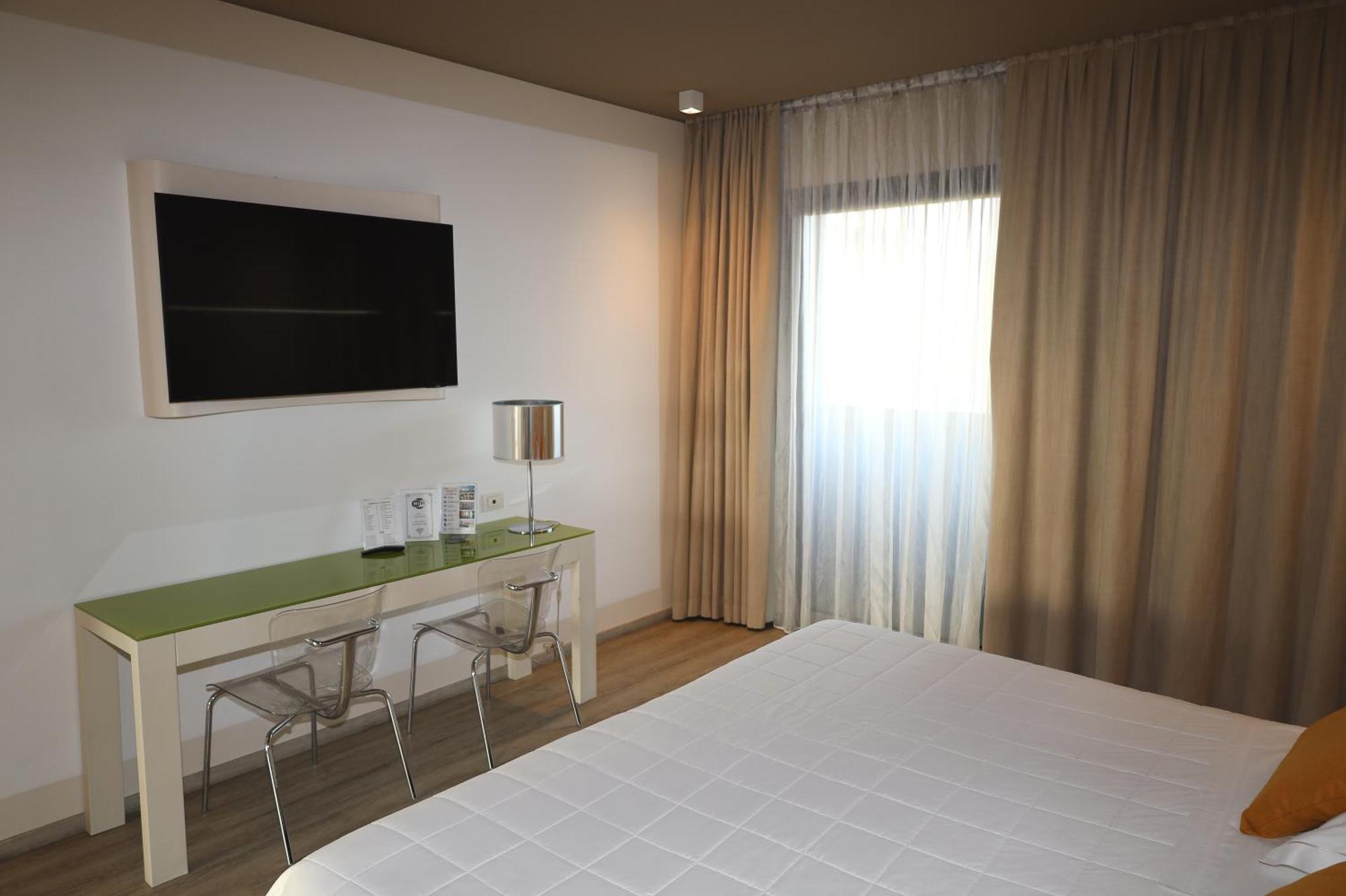One Hotel&Restaurant Dalmine Exterior foto