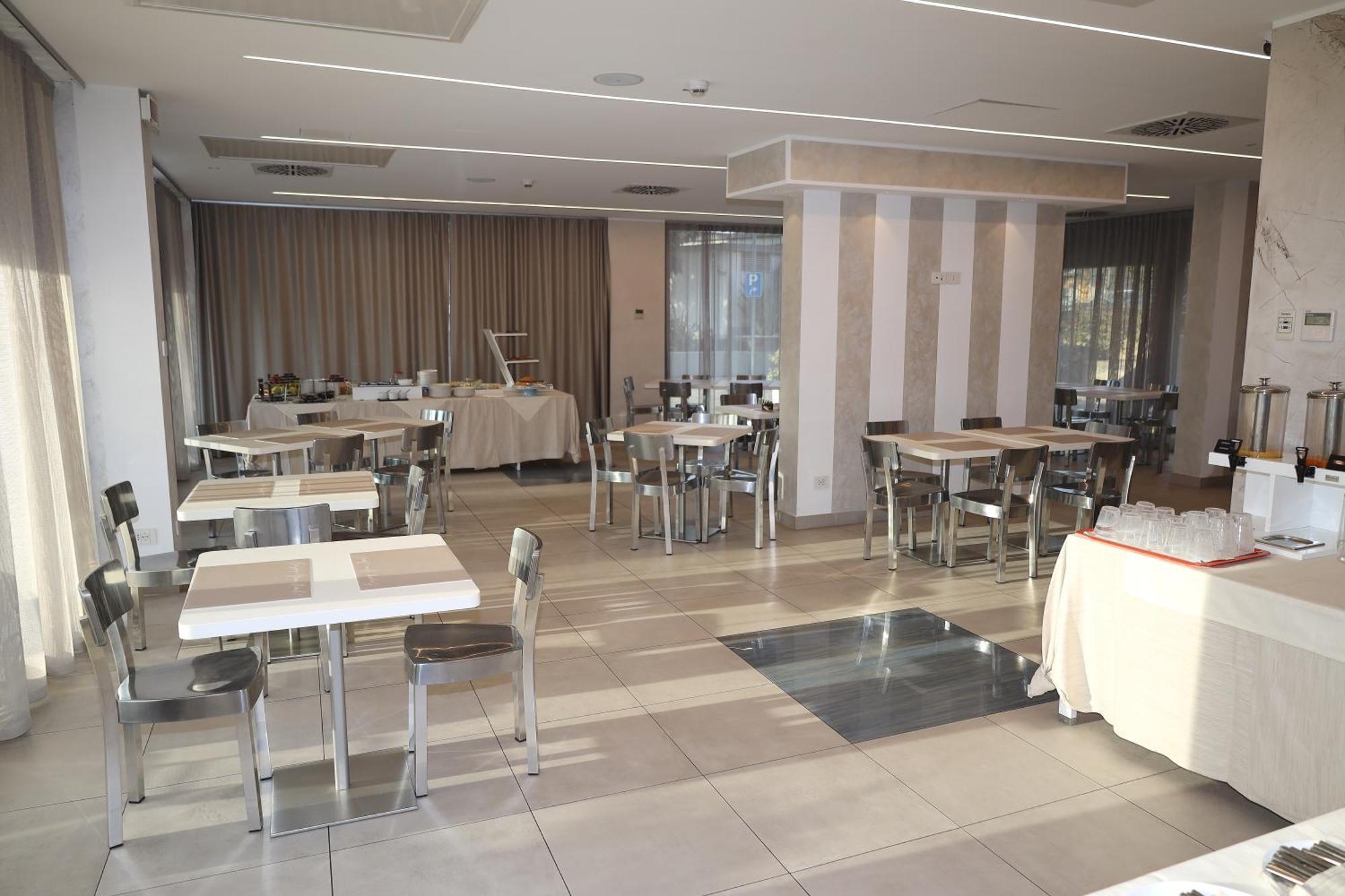 One Hotel&Restaurant Dalmine Exterior foto