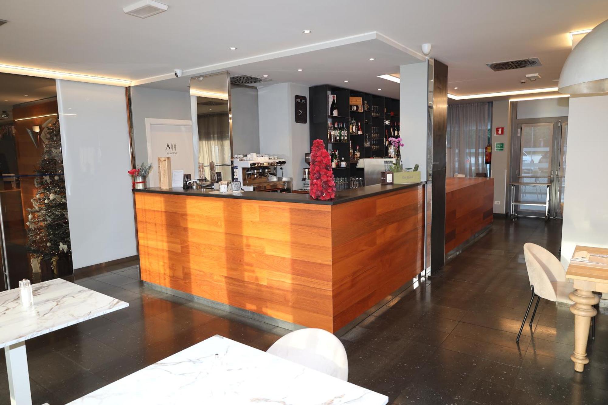 One Hotel&Restaurant Dalmine Exterior foto